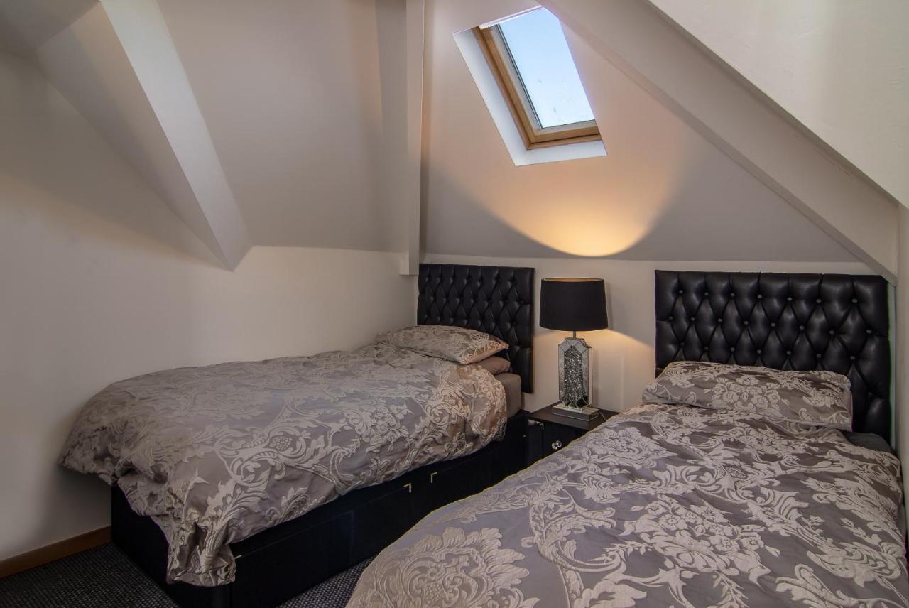 Stunning Church Conversion Close To The Tower Blackpool Ngoại thất bức ảnh