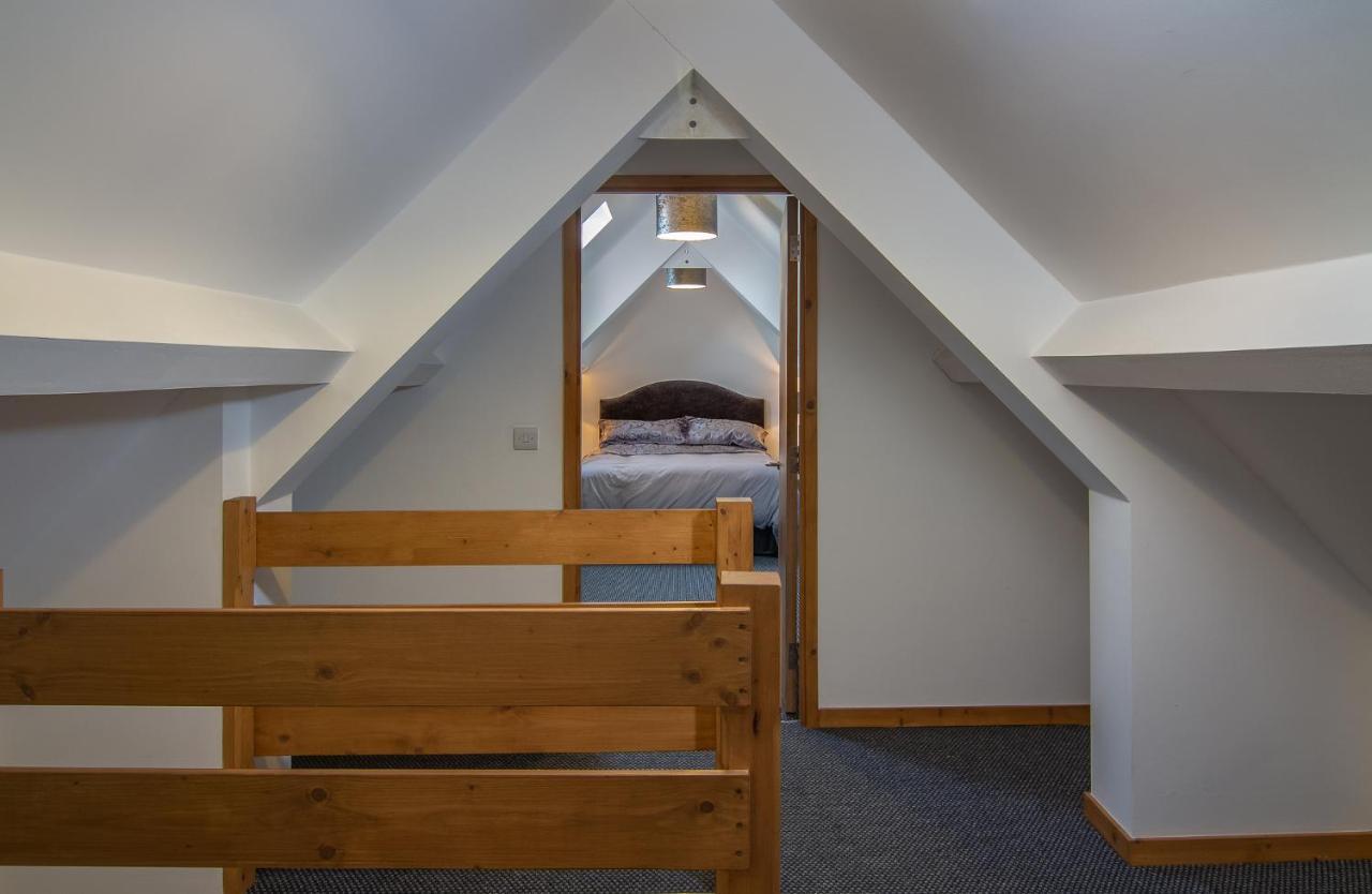 Stunning Church Conversion Close To The Tower Blackpool Ngoại thất bức ảnh